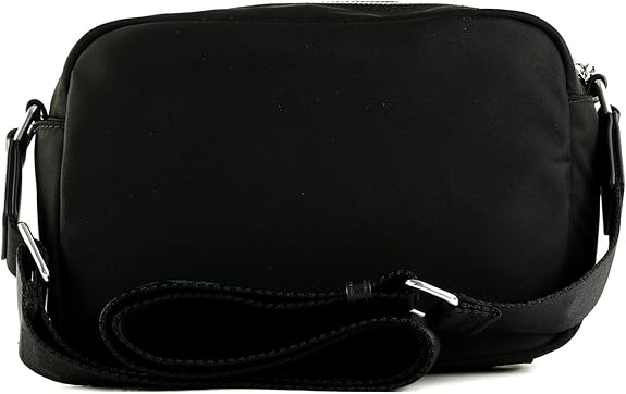 Saccoche LACOSTE V̲o̲i̲r̲ ̲l̲e̲s̲ ̲c̲o̲u̲l̲e̲u̲r̲s̲ NU4489SG
